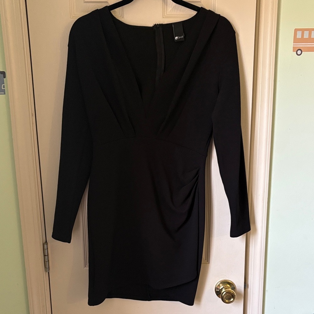 Swell Black Long-Sleeve V-Neck Draped Waist Dress
